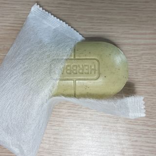 제이제이바이오 허브마사지바 올인원 알약비누 — 2.5점을 준 리뷰어가 2021년 12월 올린 사용 사진