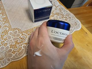 록타비아 Artisan Complete Face Cream — 5점을 준 리뷰어가 2023년 12월 올린 사용 사진