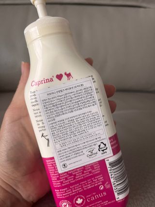 카프리나 프레쉬 산양밀크 모이스춰라이징 바디로션 350ml(오키드향) — 5점을 준 리뷰어가 2023년 3월 올린 사용 사진