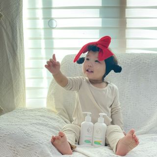 mom e 맘이 내추럴 베이비 케어 샴푸앤바스+로션 — 5점을 준 리뷰어가 2021년 1월 올린 사용 사진