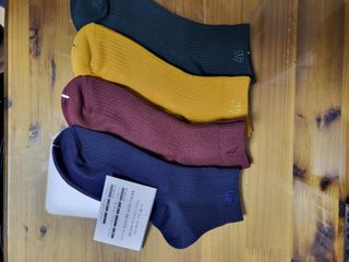 [사이즈가 있는 양말 필로이] 남/여 골지 발목 양말 4족 세트 남【S, M, L, XL】여【S, M, L】_컬러 랜덤 — 4점을 준 리뷰어가 2022년 6월 올린 사용 사진