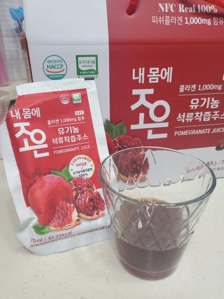 농업회사법인조은 유기농 석류 NFC 착즙주스 70ml 30포 — 5점을 준 리뷰어가 2021년 10월 올린 사용 사진