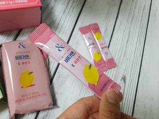 비타앤C 레몬맛, 망고맛 — 5점을 준 리뷰어가 2021년 4월 올린 사용 사진