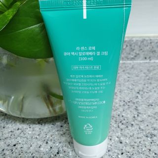 김정문알로에 큐어 큐어 맥시 알로에베라 겔 크림 — 5점을 준 리뷰어가 2021년 3월 올린 사용 사진
