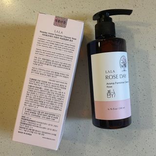 라라로즈데이 시즌2 여성청결제 200ml 아로마 페미민 클렌저, 독일더마인증 — 5점을 준 리뷰어가 2021년 9월 올린 사용 사진