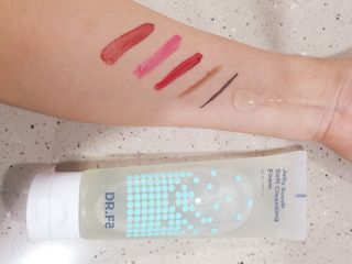 닥터에프파이브 젤리스크럽 소프트 클렌징폼 120ml — 4점을 준 리뷰어가 2022년 7월 올린 사용 사진