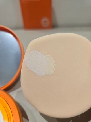 광동생활건강 MF[광동] 비타500✨주름개선·미백·SPF50+🌞퍼펙트쉴드 빅 선쿠션 본품 — 5점을 준 리뷰어가 2024년 5월 올린 사용 사진