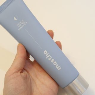 매스티나 프리미엄 매스티스 치약 — 5점을 준 리뷰어가 2021년 7월 올린 사용 사진