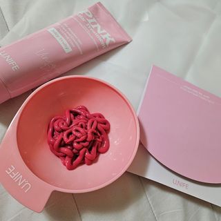 [유니프] 헤어 샤이니 핑크 컬러 트리트먼트240g — 5점을 준 리뷰어가 2023년 11월 올린 사용 사진