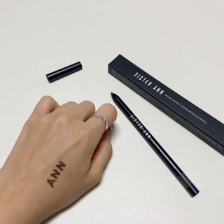씨스터앤 더블이펙트 워터프루프 아이펜슬 11종 택 1 — 5점을 준 리뷰어가 2022년 1월 올린 사용 사진