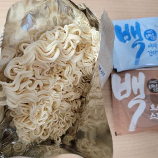 [풀무원] 자연은맛있다 정면, 백면, 홍면  세트 — 5점을 준 리뷰어가 2021년 4월 올린 사용 사진