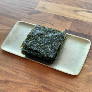 [해림맛김] 들기름에 구운 바삭바삭 김 4종 세트 + 1종 랜덤발송 총5개입 — 5점을 준 리뷰어가 2021년 2월 올린 사용 사진