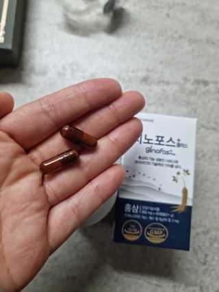 프리마인 홍삼의 강력한 에너지, 이제는 흡수율을 높인 최첨단 캡슐로 간편하게 초고속 충전하세요. — 5점을 준 리뷰어가 2022년 10월 올린 사용 사진