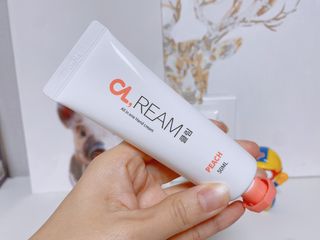 클림 9월 28일, 출시 손 세정의 번거로움을 없앤 핸드크림 — 5점을 준 리뷰어가 2021년 3월 올린 사용 사진