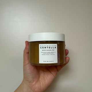 스킨1004 [SKIN1004] 마다가스카르 센텔라 퀵 카밍 패드 70매 130ml — 5점을 준 리뷰어가 2024년 9월 올린 사용 사진