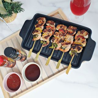 [다물꼬치] 삼겹새우롤꼬치 5개입 350g  + 데리야끼소스 120g + 매운고추소스 120g — 5점을 준 리뷰어가 2021년 12월 올린 사용 사진