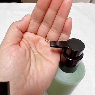 프리마인 메이크업과 들뜨는 각질까지 한방에 깐달걀로! 순하기까지한 셀베이스 그린티클렌저(200ml) — 4.5점을 준 리뷰어가 2023년 2월 올린 사용 사진