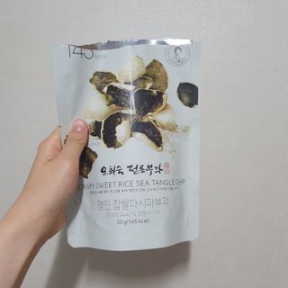 오희숙 전통부각 명인 찹쌀김부각, 찹쌀다시마부각, 황태껍질튀각 총 6봉 — 5점을 준 리뷰어가 2021년 6월 올린 사용 사진
