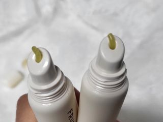 [후르디아] 올리브영 착한보습 비건 립버터 2종 — 5점을 준 리뷰어가 2023년 1월 올린 사용 사진