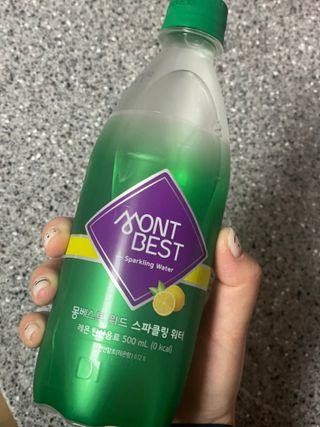 몽베스트 Montbest with Sparkling water Lemon OR Lime 20병(랜덤) — 5점을 준 리뷰어가 2022년 9월 올린 사용 사진
