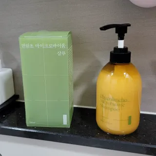 방방곳곳 편림초 마이크로바이옴 샴푸 — 5점을 준 리뷰어가 2022년 3월 올린 사용 사진