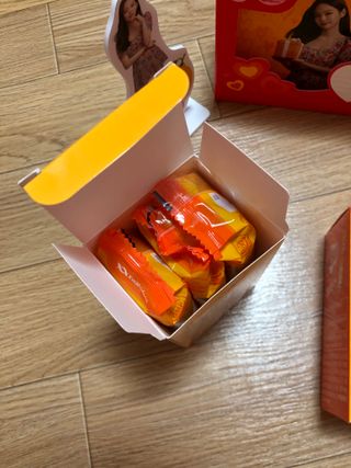 광동생활건강 [제니에디션] 비타500데일리스틱 gift set 60포+제니굿즈 3종+쇼핑백 — 5점을 준 리뷰어가 2021년 11월 올린 사용 사진