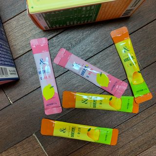 비타앤C 레몬맛, 망고맛 — 4점을 준 리뷰어가 2021년 7월 올린 사용 사진