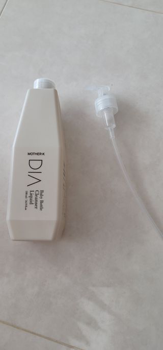 마더케이 디아 프리미엄 젖병세정제 500ml 액상형/무향 — 5점을 준 리뷰어가 2021년 12월 올린 사용 사진