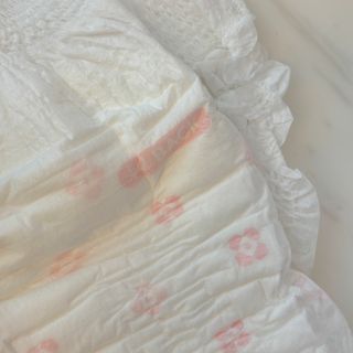 N[템포 ] 패드 내추럴 순면 입는 오버나이트 5P * 2개 — 5점을 준 리뷰어가 2024년 6월 올린 사용 사진