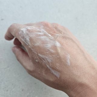 스킨1004 [SKIN1004] 마다가스카르 센텔라 앰플 폼 125ml — 5점을 준 리뷰어가 2024년 8월 올린 사용 사진