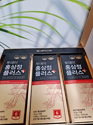 서울약사신협_투데이홍삼정플러스스틱_10g x 30포 — 5점을 준 리뷰어가 2021년 5월 올린 사용 사진