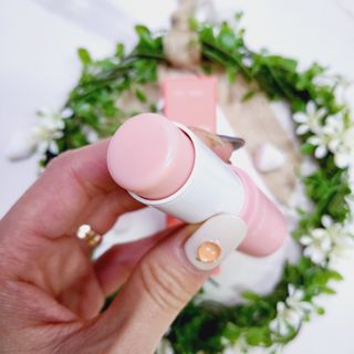 스킨큐어 산다화 카멜리아 안티 링클 멀티밤 — 5점을 준 리뷰어가 2022년 3월 올린 사용 사진