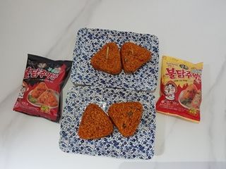 삼양냉동 [삼양] 불닭참치마요구운주먹밥+불닭볶음김치구운주먹밥 2세트구성 — 5점을 준 리뷰어가 2021년 2월 올린 사용 사진