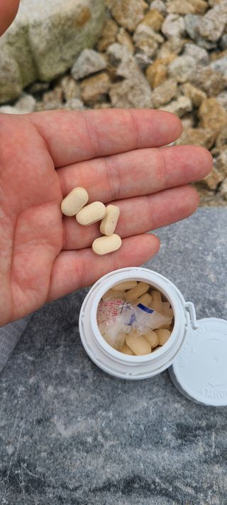 프리마인 평생 써야하는 관절의 건강을 위한 완벽설계 솔루션 관절n마디케어 플러스 120정 — 5점을 준 리뷰어가 2021년 10월 올린 사용 사진