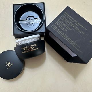 오투에니원 갈락토미세스 비타민 C 프리미엄 블랙스완 크림 50g — 5점을 준 리뷰어가 2023년 2월 올린 사용 사진
