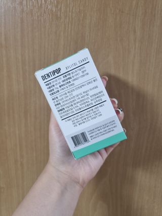 작심연구소 구취제거+충치예방+치아화이트닝 마법의 캔디 덴티팝3종(맛 랜덤 발송) — 5점을 준 리뷰어가 2022년 6월 올린 사용 사진