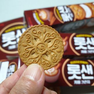 롯데제과 롯샌 카페크런치 — 5점을 준 리뷰어가 2021년 10월 올린 사용 사진