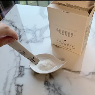 라보르 프렌치 콜라겐 화이트 — 5점을 준 리뷰어가 2022년 10월 올린 사용 사진