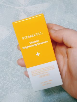 체르엠 스템앤셀 비타민 브라이트닝 에센스 30ml 1개 — 5점을 준 리뷰어가 2021년 10월 올린 사용 사진