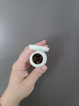 닥터피엔티 [Dr.PNT] 하루 2알로 건강한 다이어트! 한겨울에도 체지방만 쏙~ 슬림핏 다이어트 — 4점을 준 리뷰어가 2022년 5월 올린 사용 사진