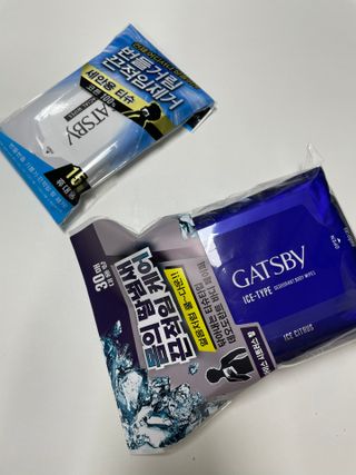 [갸스비] 땀, 유분의 불쾌함을 한 장으로 싹싹 훼이셜 페이퍼 15매 , 바디 페이퍼 30매 2종구성 — 5점을 준 리뷰어가 2021년 5월 올린 사용 사진