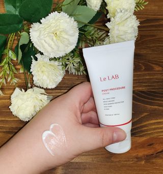 르랩 포스트 프로시져 피부과 재생크림, 울트라 리바이탈 Y존 보습크림 50ml SET — 5점을 준 리뷰어가 2022년 12월 올린 사용 사진