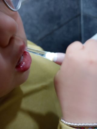 치과에서 쓰는 치약 _ 라벨제로 저불소 꼬마, 키즈, 유아, 베이비, 주니어 안전한 어린이치약 — 5점을 준 리뷰어가 2022년 10월 올린 사용 사진