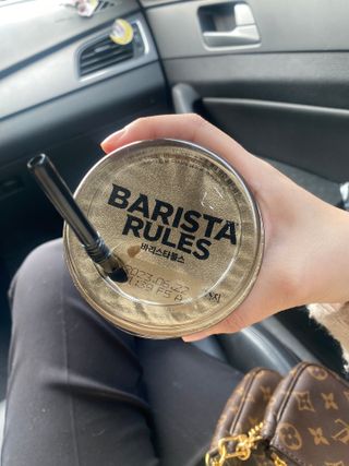 바리스타룰스 돌체 라떼 — 5점을 준 리뷰어가 2023년 4월 올린 사용 사진