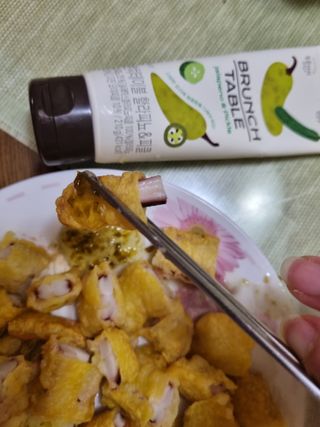 복음자리 브런치 테이블 소스 3종 - 할라피뇨앤피클 소스, 바질페스토, 트러플페스토 — 5점을 준 리뷰어가 2022년 6월 올린 사용 사진