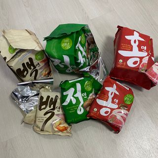 [풀무원] 자연은맛있다 정면, 백면, 홍면  세트 — 4점을 준 리뷰어가 2021년 4월 올린 사용 사진
