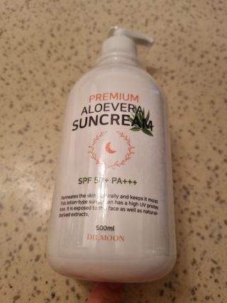 [닥터문] 프리미엄 알로에베라 선크림 500ml — 5점을 준 리뷰어가 2022년 7월 올린 사용 사진