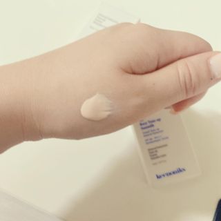 키노닉스 로지 톤업 선밀크 — 5점을 준 리뷰어가 2021년 8월 올린 사용 사진