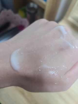 랑벨 수퍼내츄럴 아쿠아 수딩 크림 100ml — 5점을 준 리뷰어가 2022년 4월 올린 사용 사진