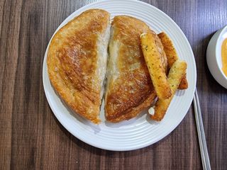 디케이식품(주) 고르곤졸라&모짜렐라 치즈스틱 400g — 5점을 준 리뷰어가 2023년 3월 올린 사용 사진